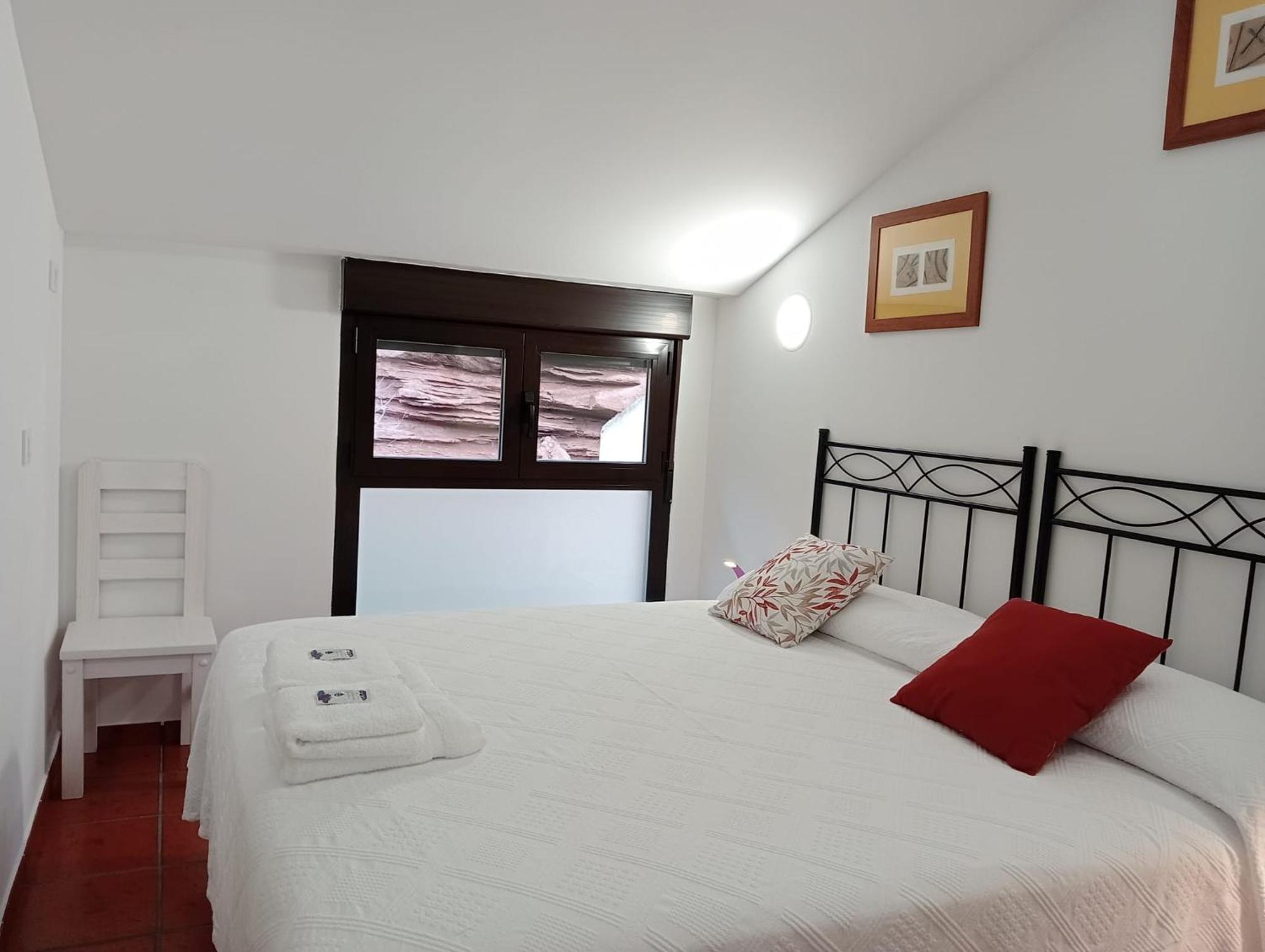 Apartamentos La Piedra En Pleno Centro Historico Con Dos Dormitorios Y Dos Banos นาเฮรา ภายนอก รูปภาพ