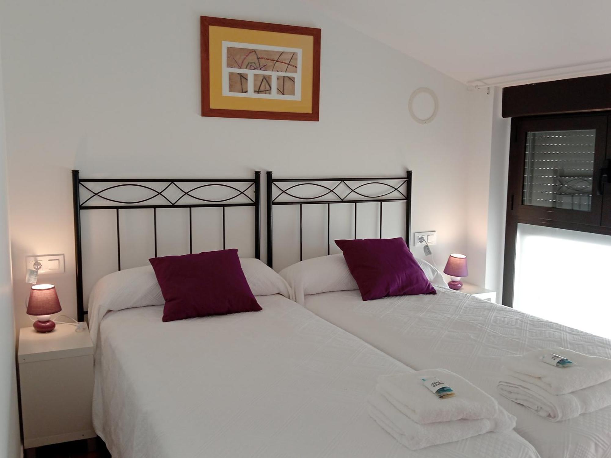 Apartamentos La Piedra En Pleno Centro Historico Con Dos Dormitorios Y Dos Banos นาเฮรา ภายนอก รูปภาพ