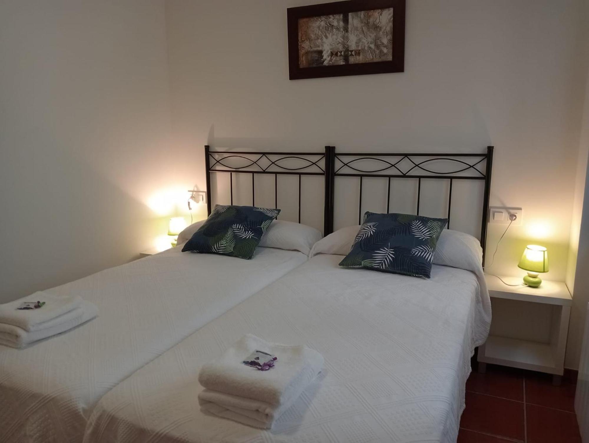 Apartamentos La Piedra En Pleno Centro Historico Con Dos Dormitorios Y Dos Banos นาเฮรา ภายนอก รูปภาพ